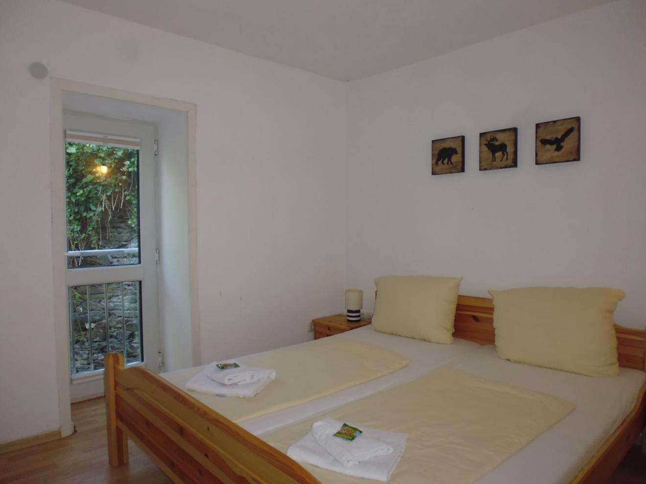 Mosel Ferienhaus Zell Bagian luar foto